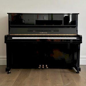 Piano vertical Yamaha U1 hecho en Japon Piano profesional